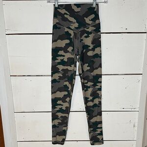 Offline By Aerie Real Me Hi Rise Crossover Leggings